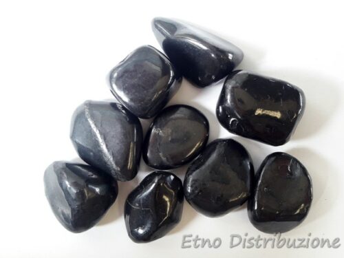 CUBO SHUNGITE PICCOLO CM. 4  Ingrosso articoli etnici, articoli olistici  ed esoterici, lampade di sale, incensi, cristalli - Torino - Etno  Distribuzione